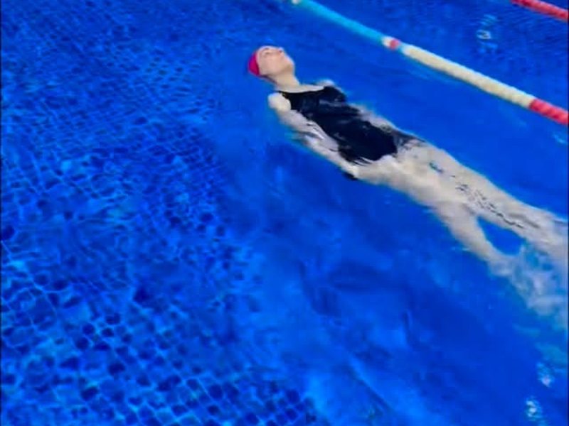 Adult swim lesson